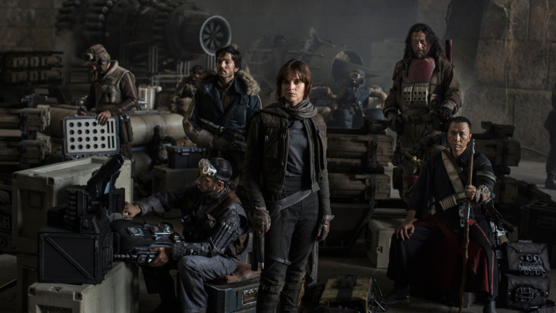 rogue-one-cast-photo-d23-1536x864-521514304075_1